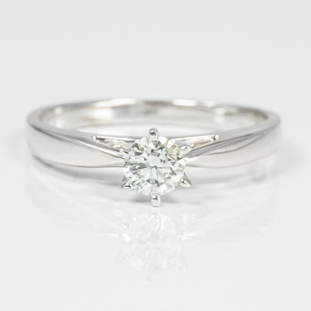 Exclusive 0.80 CT Round Cut Diamond Solitaire Ring in 14KT White Gold - Primestyle.com