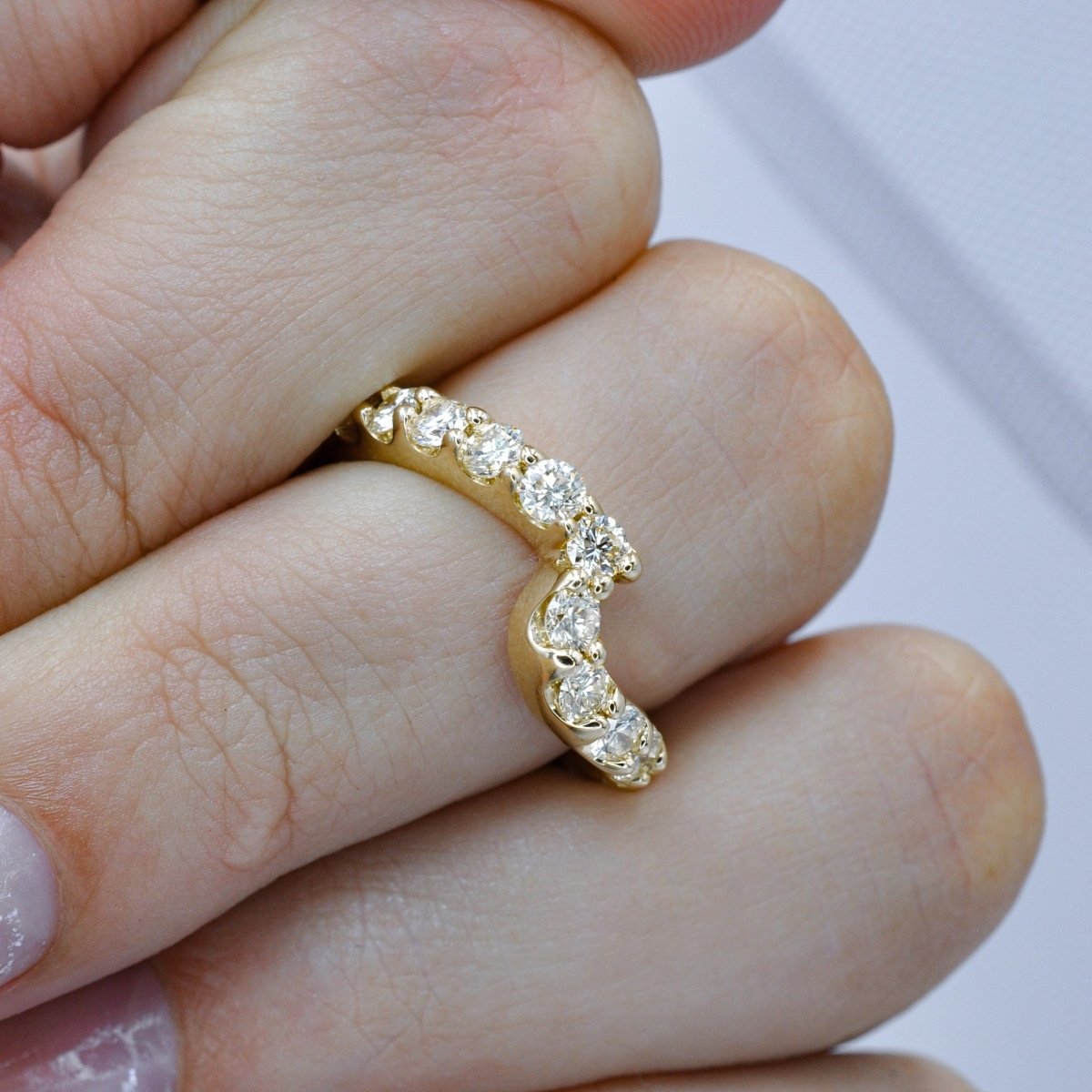 Exquisite 1.30CT Round Cut Diamond Wedding Band in 18KT Yellow Gold - Primestyle.com