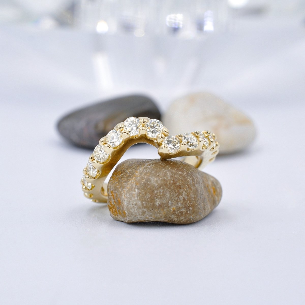 Exquisite 1.30CT Round Cut Diamond Wedding Band in 18KT Yellow Gold - Primestyle.com