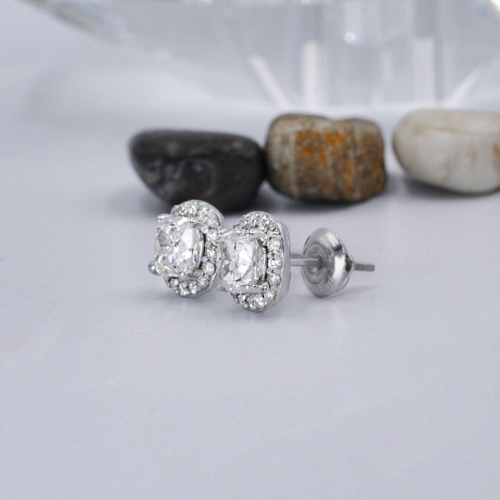 Exquisite 2.10CT Round and Cushion Cut Diamond Stud Earrings in Platinum - Primestyle.com