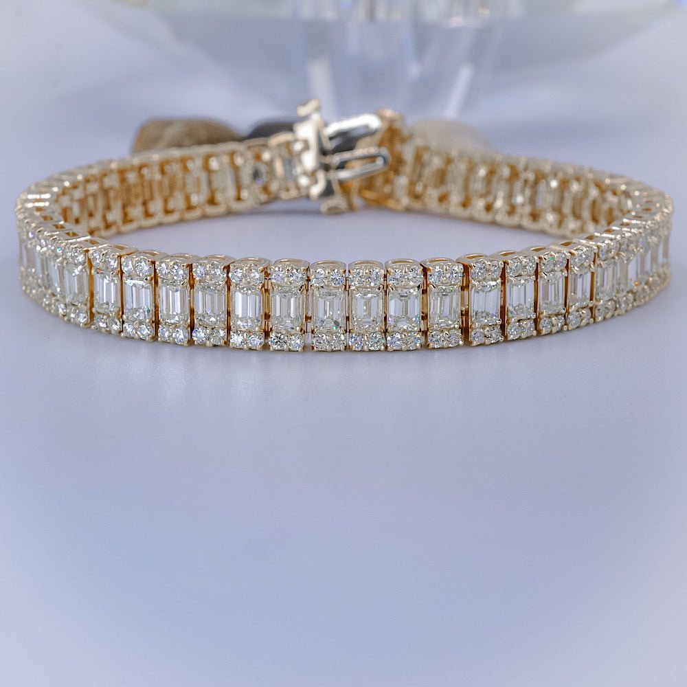 Extraordinary 14.00CT Emerald and Round Cut Diamond Tennis Bracelet in 14KT Yellow Gold - Primestyle.com