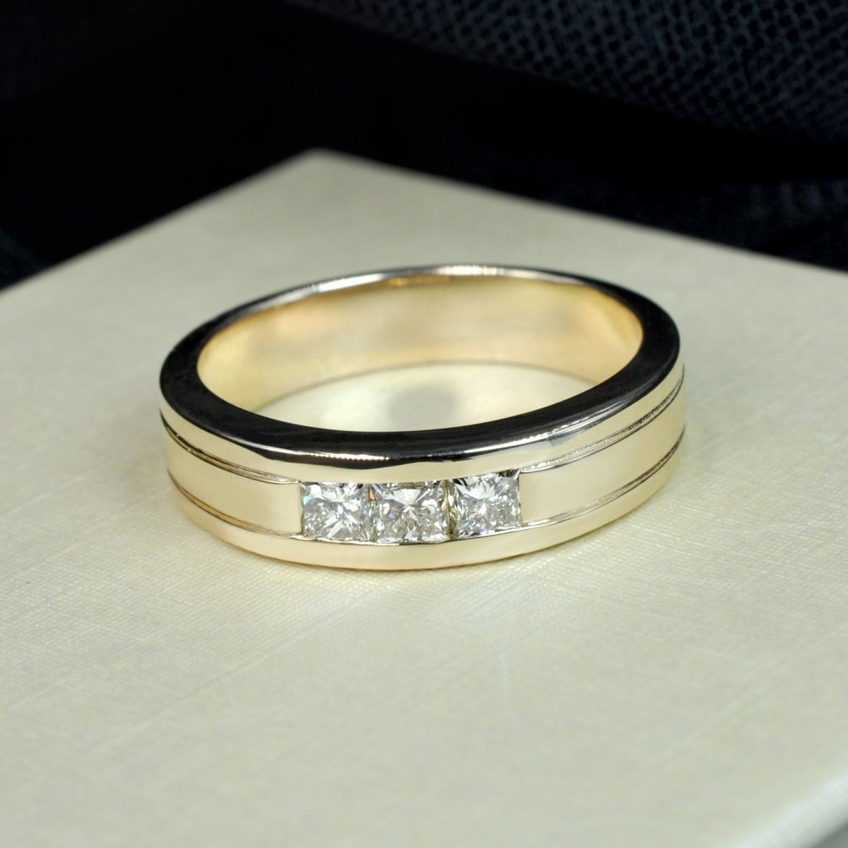 Extravagant 0.90 CT Princess Cut Diamond Mens Wedding Band in 14KT Yellow Gold