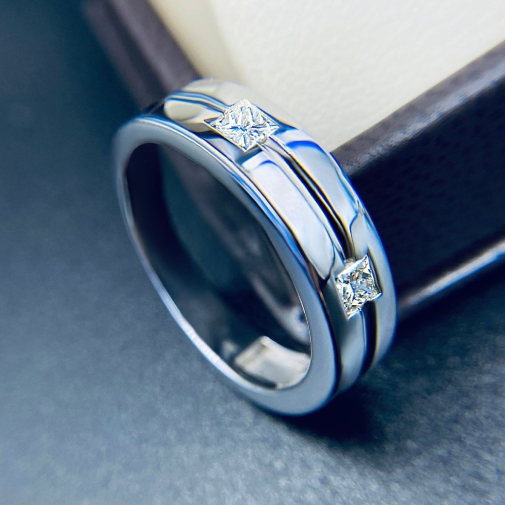 Fabulous 0.75 CT Princess Cut Diamond Mens Wedding Band in 14 KT White Gold - Mens Wedding Band