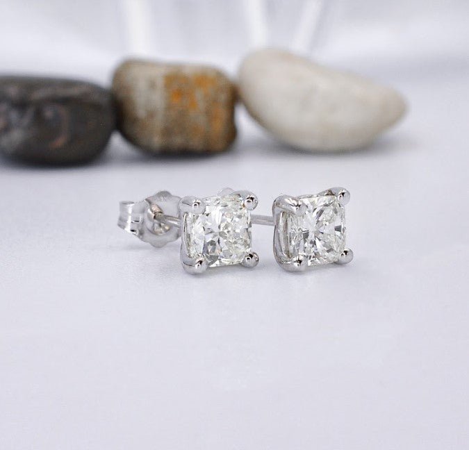 Glistening 1.50 CT Cushion Cut Diamond Stud Earrings in 18 KT White Gold - Primestyle.com