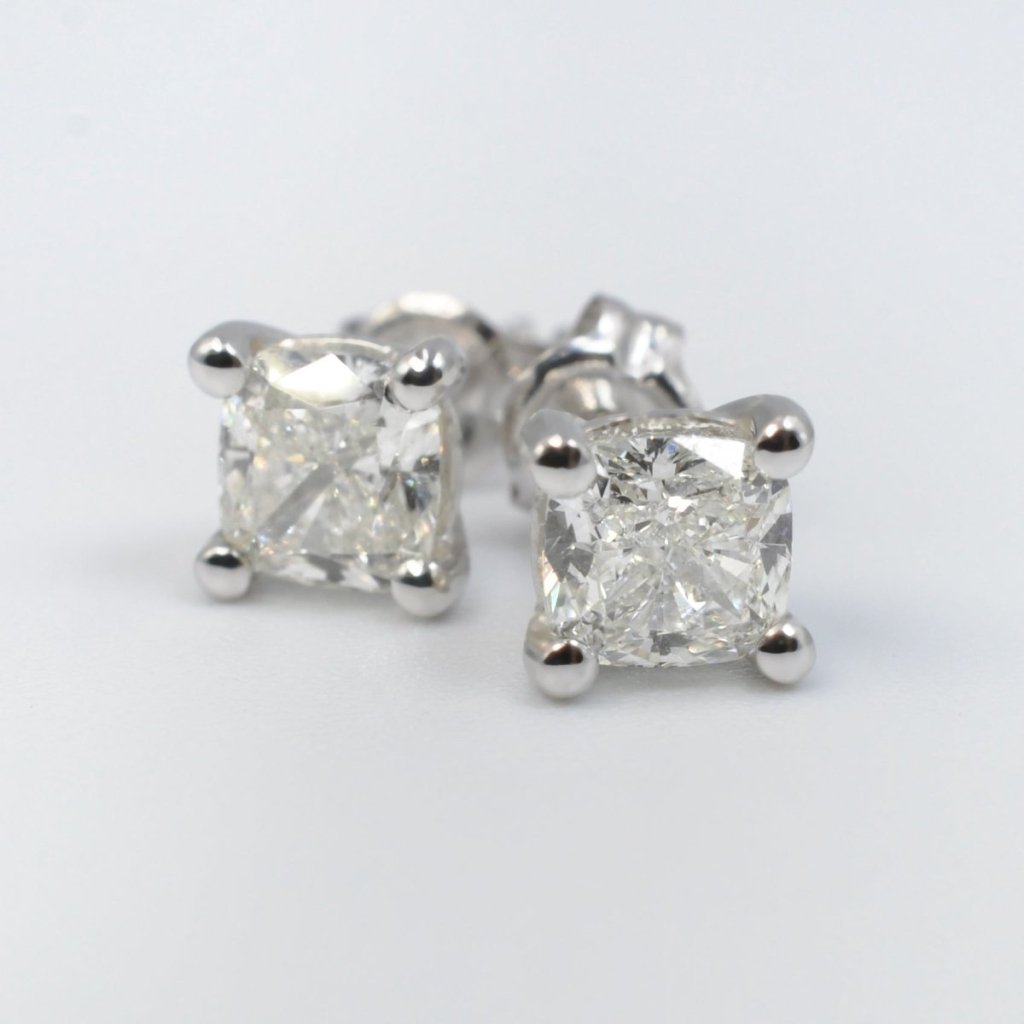Glistening 1.50 CT Cushion Cut Diamond Stud Earrings in 18 KT White Gold - Primestyle.com