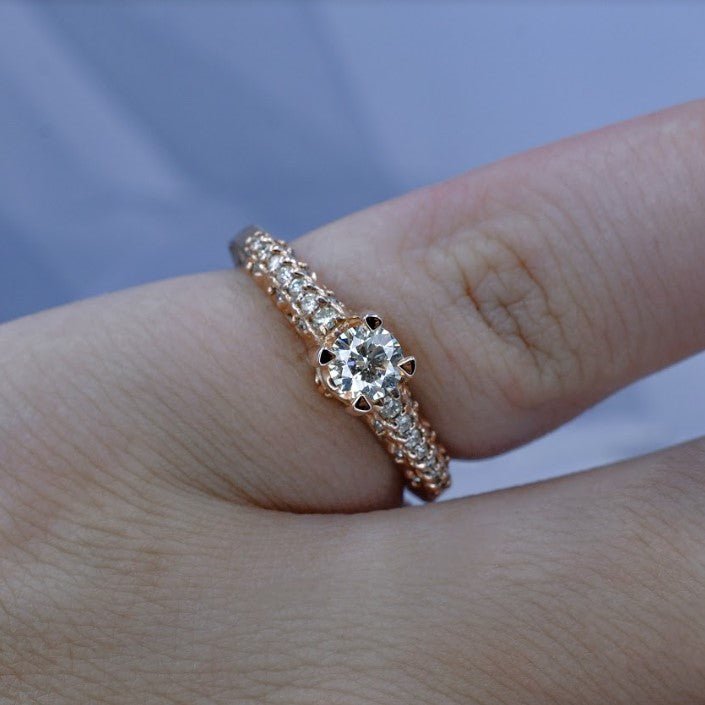 Limited 0.60 CT Round Cut Diamond Engagement Ring in 14K Rose Gold