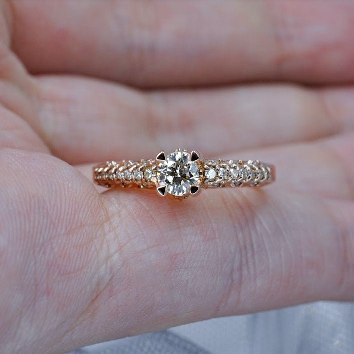 Limited 0.60 CT Round Cut Diamond Engagement Ring in 14K Rose Gold - Primestyle.com
