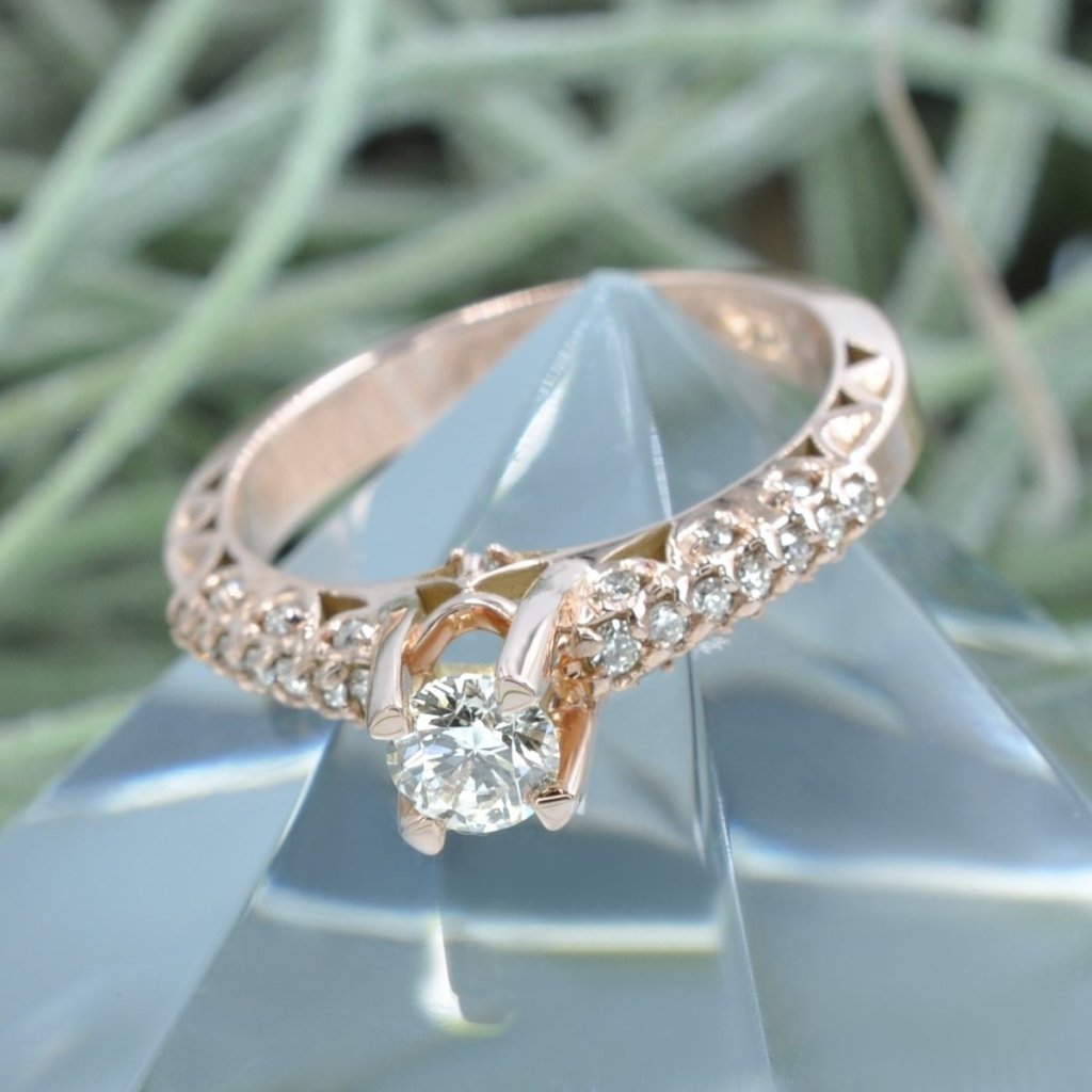 Limited 0.60 CT Round Cut Diamond Engagement Ring in 14K Rose Gold - Primestyle.com