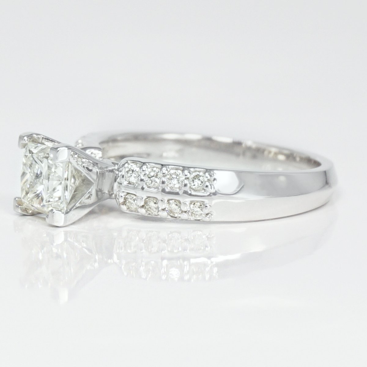 Limited 0.70 CT Princess and Round Cut Diamond Engagement Ring in 14 KT White Gold - Primestyle.com