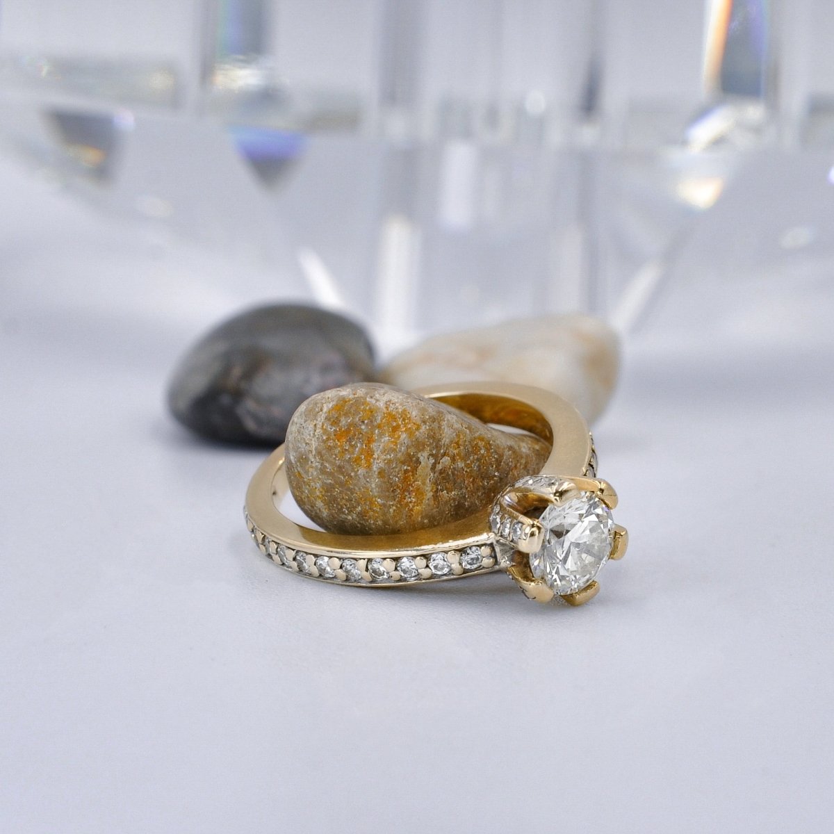Limited 1.35 CT Round Cut Diamond Engagement Ring in 14KT Yellow Gold - Primestyle.com