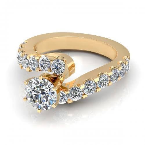 Luxurious 1.65CT Round Cut Diamond Engagement Ring in 18KT Yellow Gold - Primestyle.com