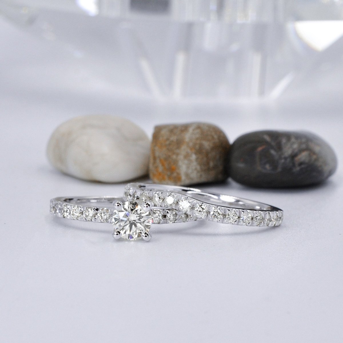 Mesmerizing 1.40 CT Round Cut Diamond Bridal Set in 14KT White Gold - Primestyle.com