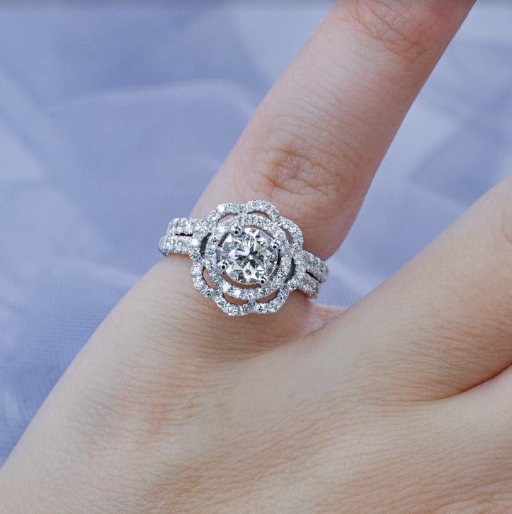 Mesmerizing 2.00CT Round Cut Diamond Bridal Set in 14KT White Gold - Primestyle.com