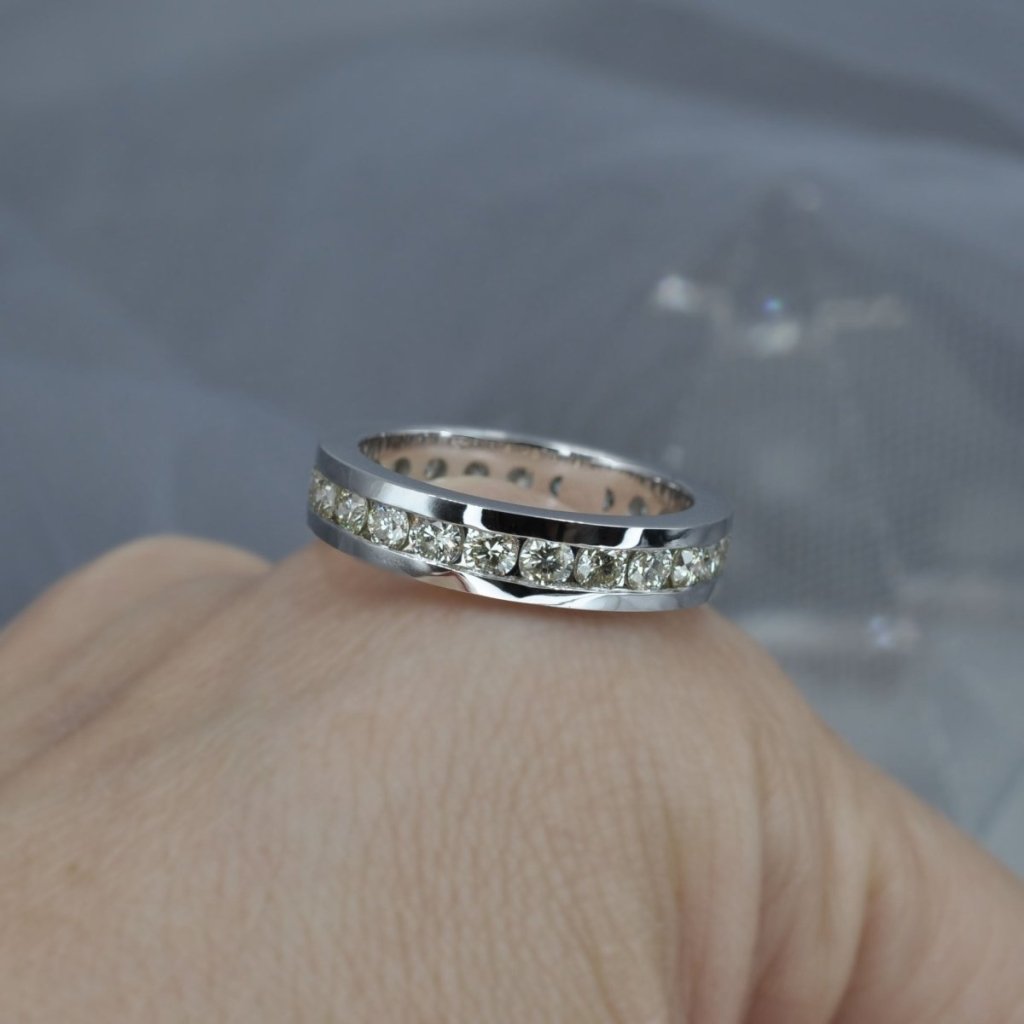 Mesmerizing 4.00CT Round Cut Diamond Eternity Ring in 18KT White Gold - Primestyle.com