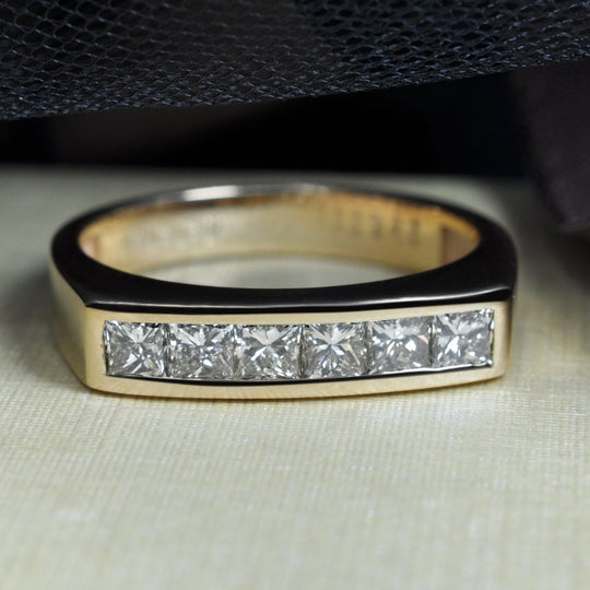 Premium 1.00 CT Princess Cut Diamond Mens Wedding Band in 14 KT Yellow Gold