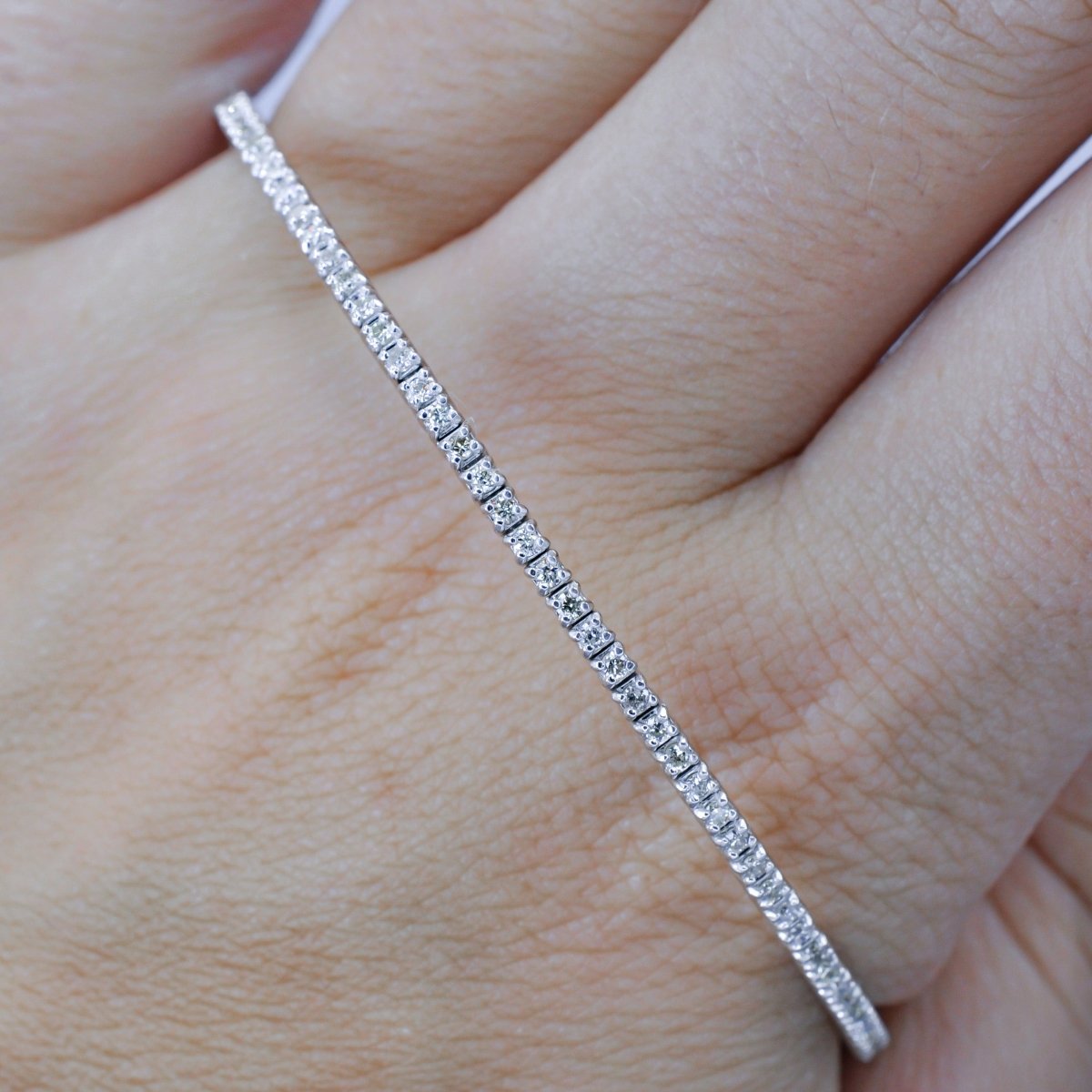 Prestige 0.50CT Round Cut Diamond Flexible Bangle in 14KT White Gold - Primestyle.com