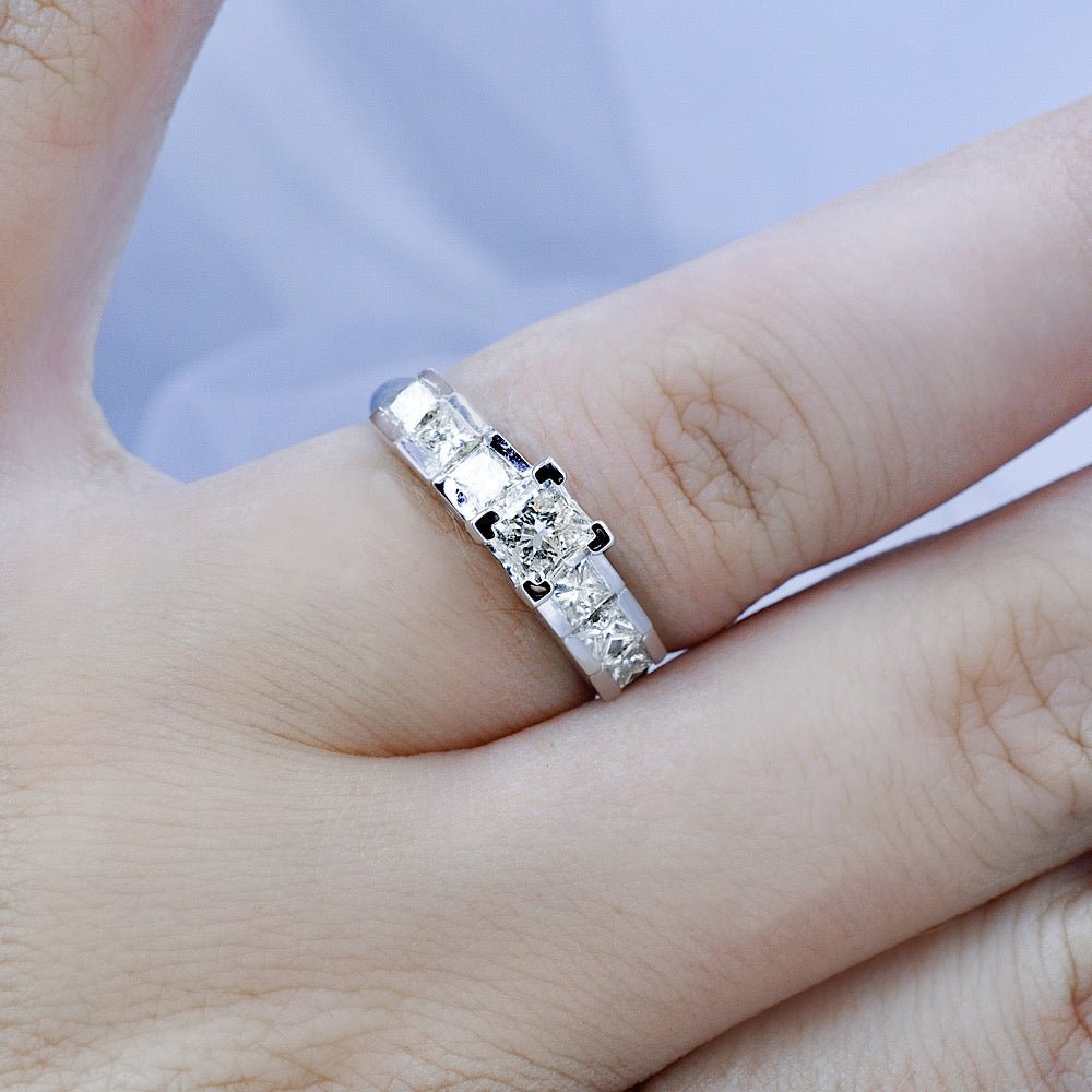 Priceless 1.35 CT Princess Cut Diamond Engagement Ring in 14KT White Gold - Primestyle.com