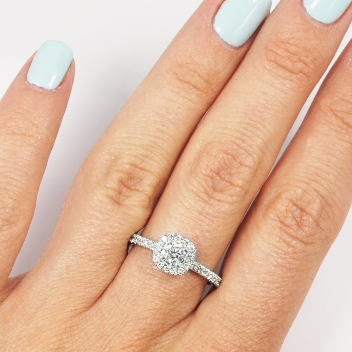 Radiant 0.85CT Round Cut Diamond Engagement Ring in 14KT White Gold - Primestyle.com