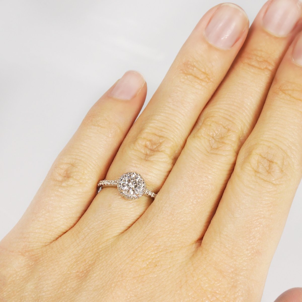 Radiant 1.30CT Round Cut Diamond Engagement Ring in 18KT White Gold - Primestyle.com
