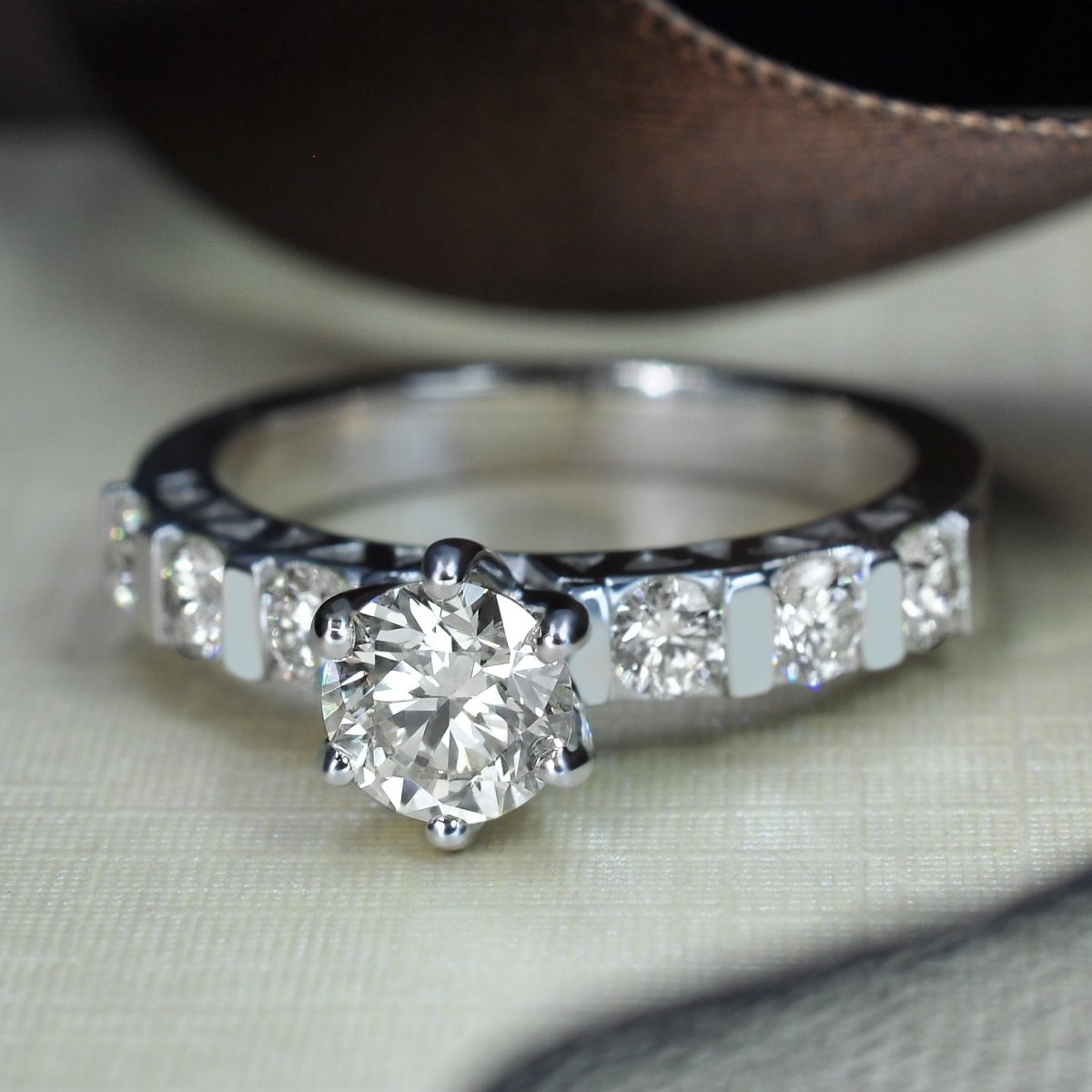 Radiant 1.40 CT Round Cut Diamond Engagement Rings in 14KT White Gold - Primestyle.com