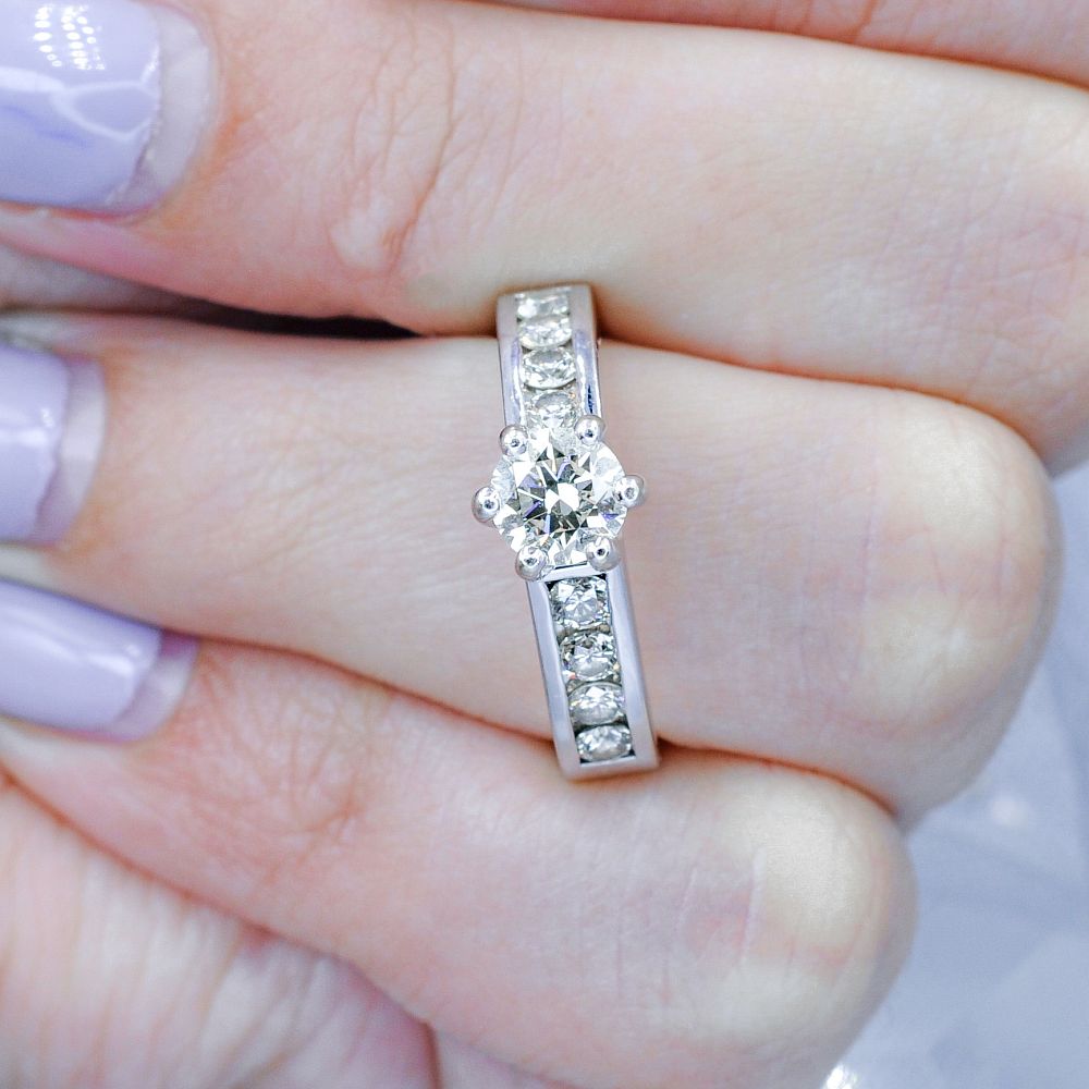 Radiant 1.60CT Round Cut Diamond Engagement Ring in 14KT White Gold - Primestyle.com