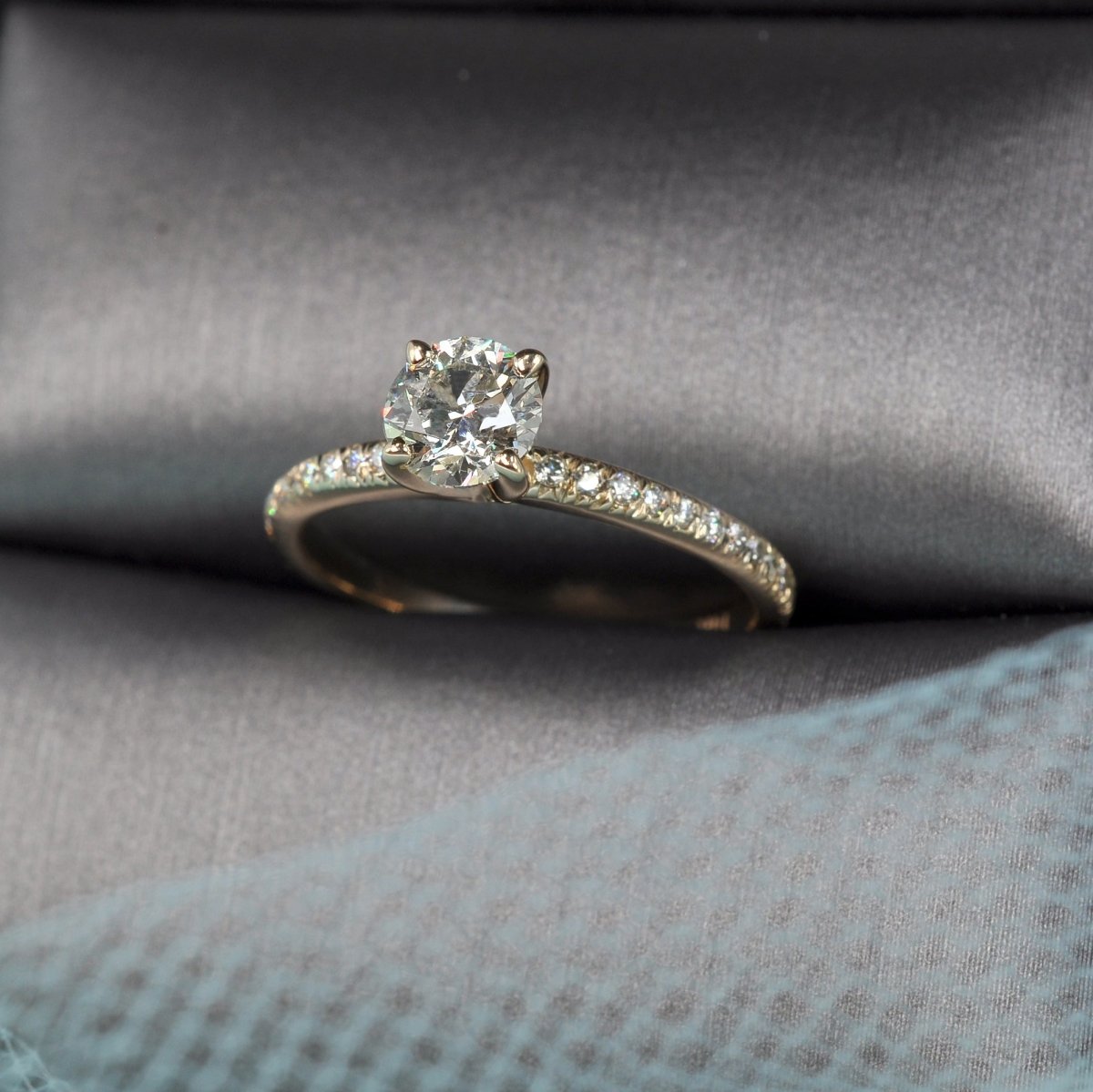 Rare 1.00CT Round Cut Diamond Engagement Ring in 14KT Yellow Gold - Primestyle.com
