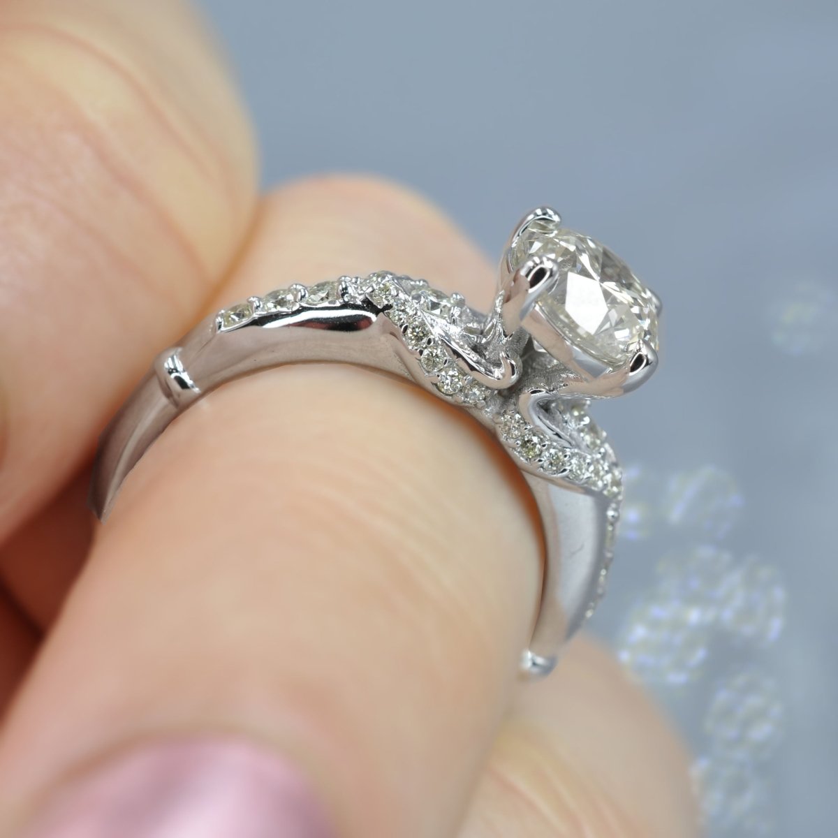 Selected 1.75CT Round Cut Diamond Engagement Ring in Platinum - Primestyle.com