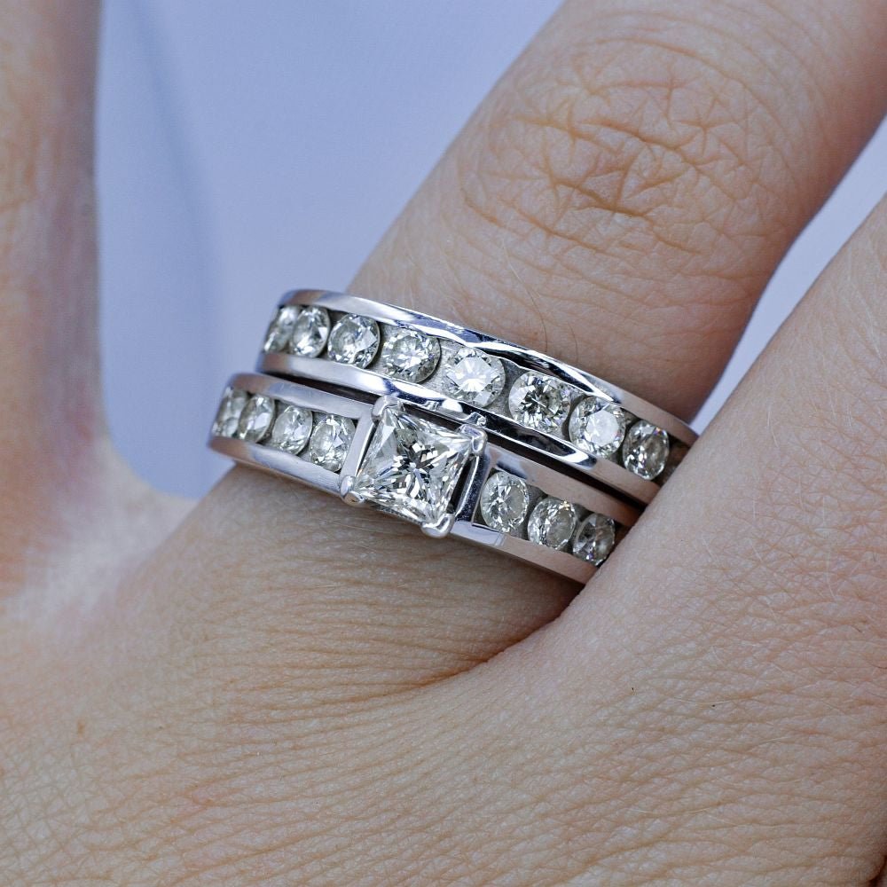 Sophisticated 1.80CT Princess and Round Cut Diamond Bridal set in 14KT White Gold