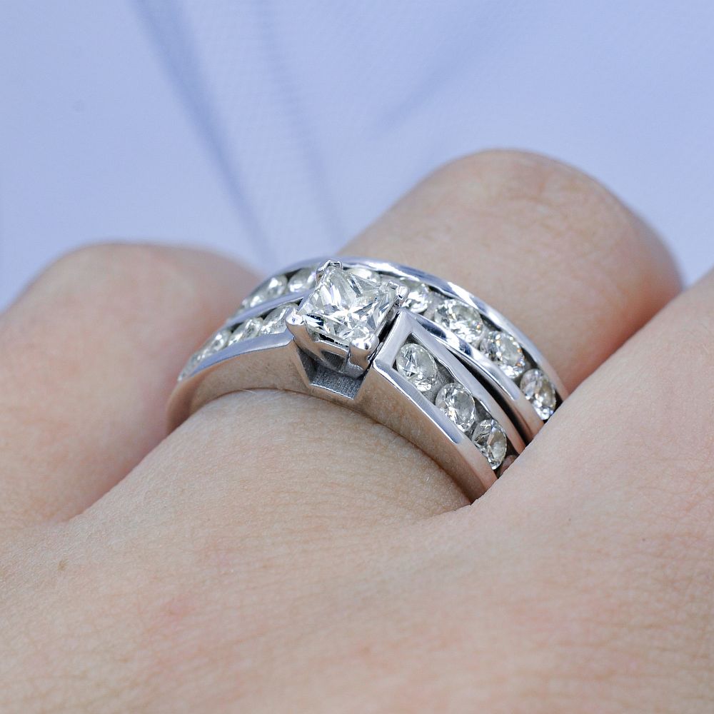 Sophisticated 1.80CT Princess and Round Cut Diamond Bridal set in 14KT White Gold