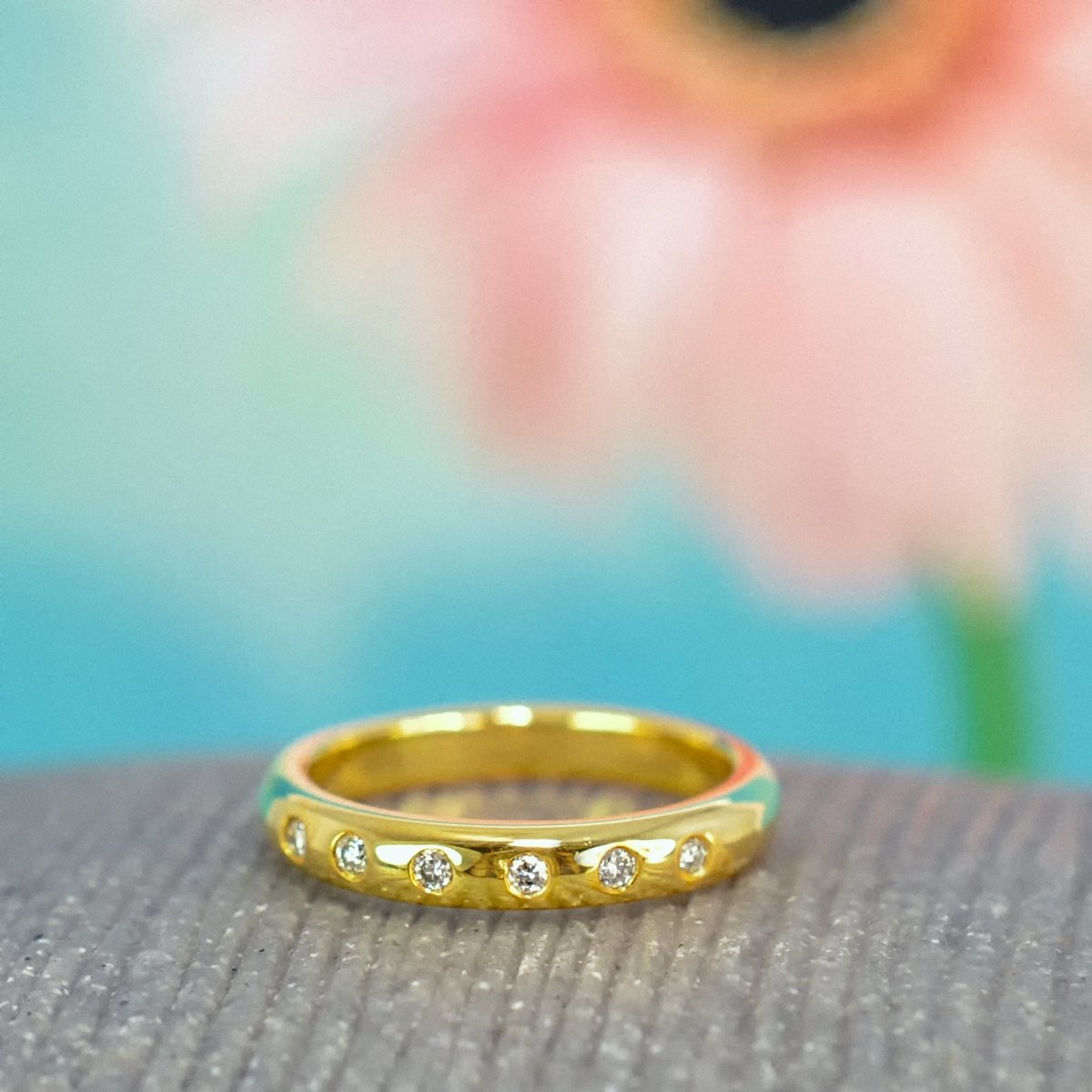 Special 0.10CT Round Cut Diamond Wedding Band in 14KT Yellow Gold - Primestyle.com