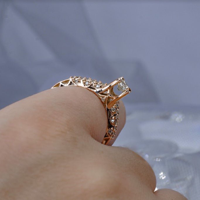Special 0.60CT Round Cut Diamond Engagement Ring in 14KT Rose Gold - Primestyle.com