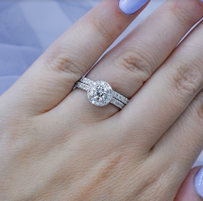 Special 1.25 CT Round Cut Diamond Bridal Set in 14KT White Gold