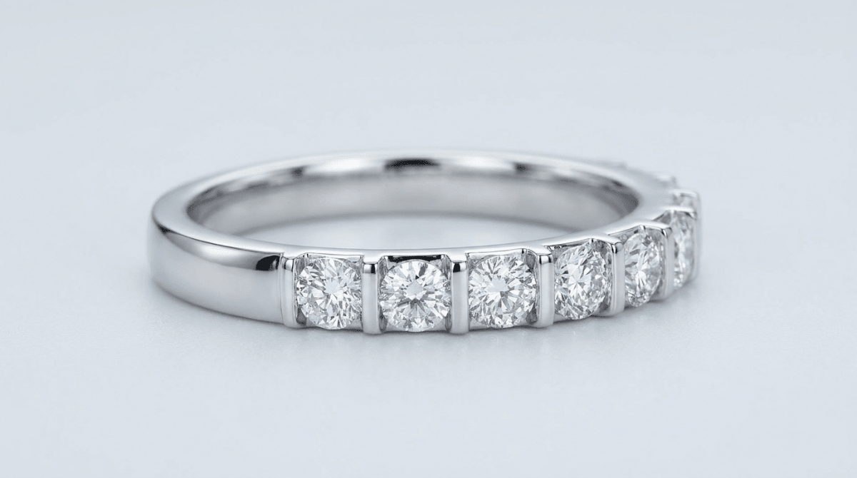 Bar-Set Rings: Types, Gemstones, and How to Care - Primestyle.com