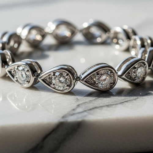 Lunaria Teardrop Diamond Bracelet - Primestyle.com