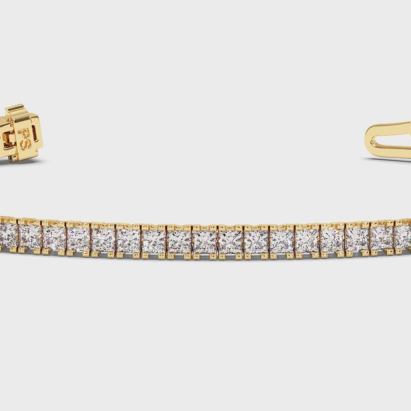 Captivating 5.00CT Princess cut Diamond Tennis Bracelet in 18KT Yellow Gold
