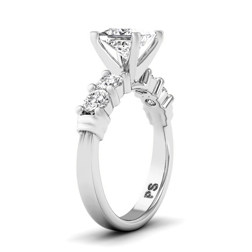 1.10-3.60 CT Round Cut Lab Grown Diamonds - Engagement Ring