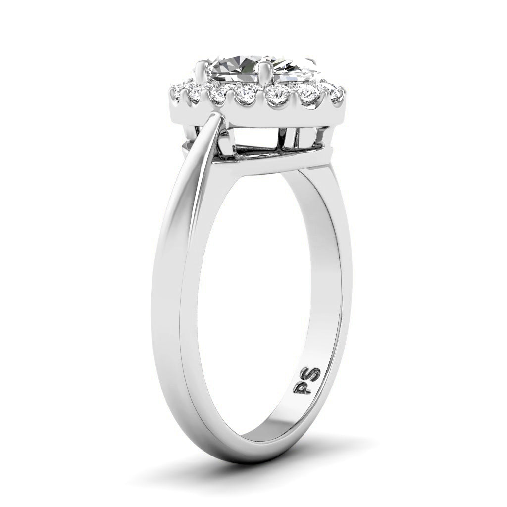 0.65-1.80 CT Round &amp; Oval Cut Diamonds - Engagement Ring