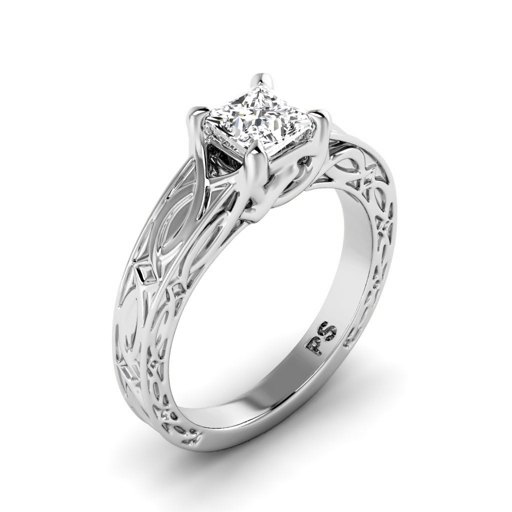 0.35-1.50 CT Princess Cut Diamonds - Solitaire Ring