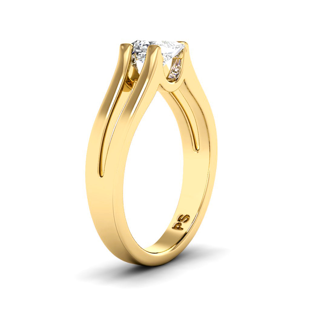 0.35-1.50 CT Princess Cut Diamonds - Solitaire Ring