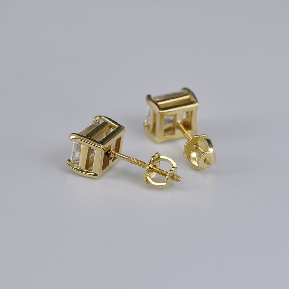 0.50-3.00 CT Emerald Cut Diamonds - Stud Earrings - Primestyle.com