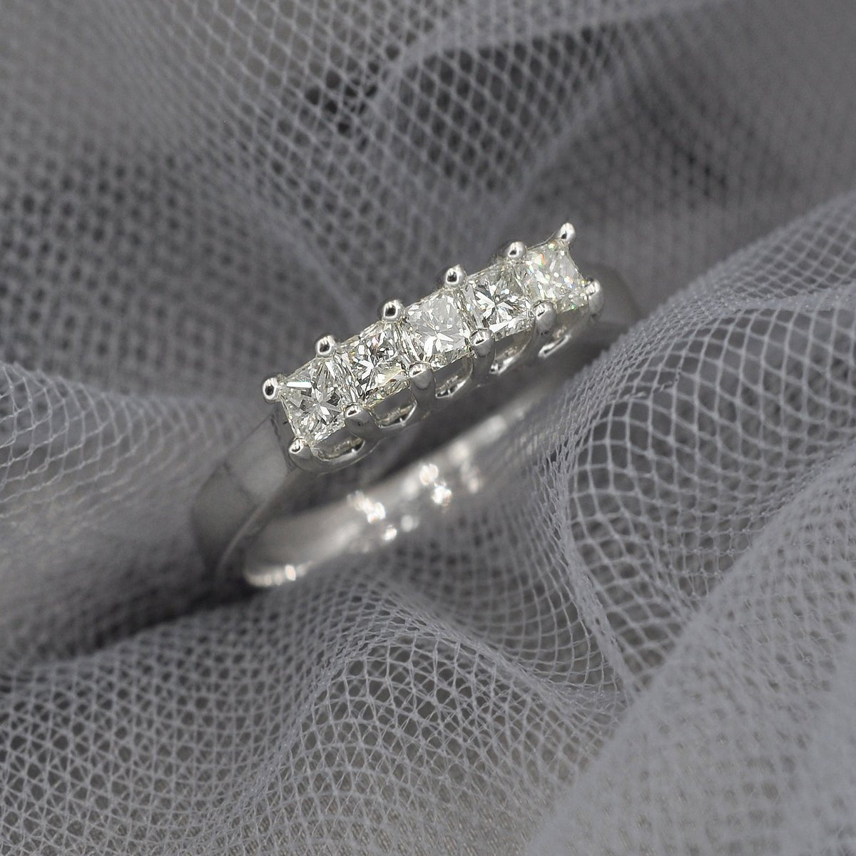 0.50 CT Princess Cut Diamonds - Wedding Band - Primestyle.com
