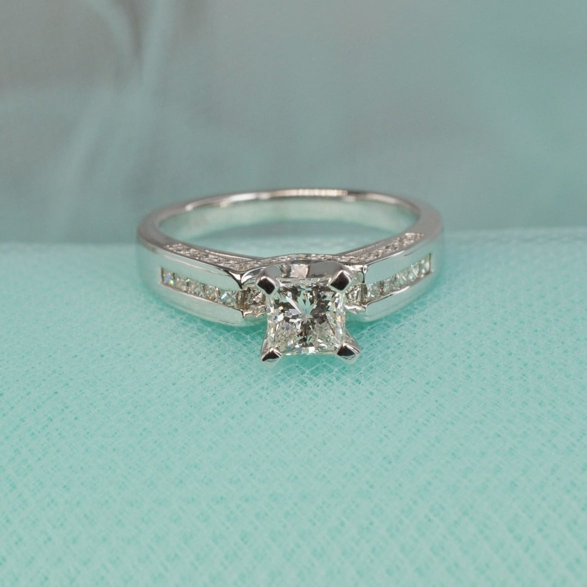 0.80-1.95 CT Round &amp; Princess Cut Diamonds - Engagement Ring - Primestyle.com