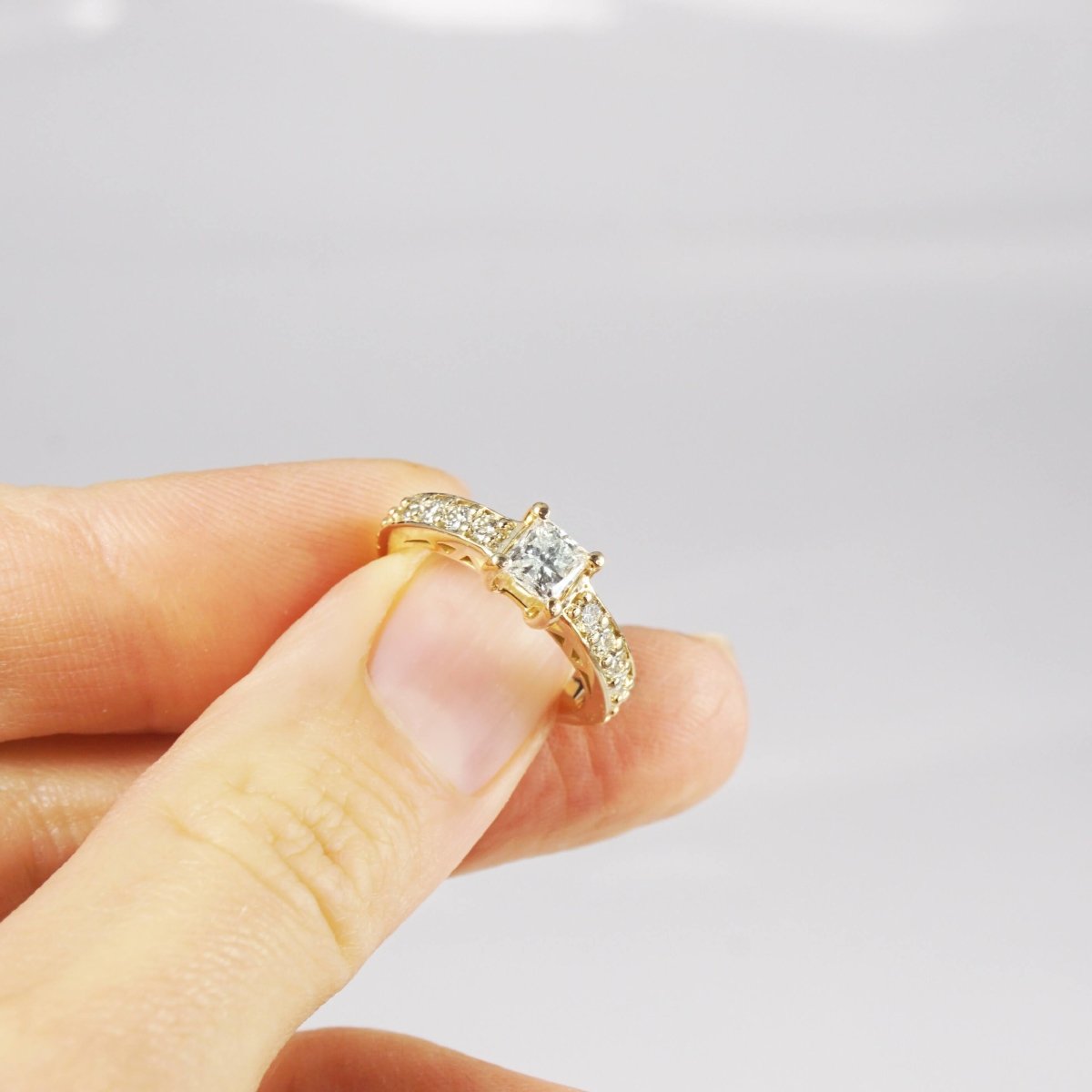 0.85-2.00 CT Round &amp; Princess Cut Diamonds - Engagement Ring - Primestyle.com