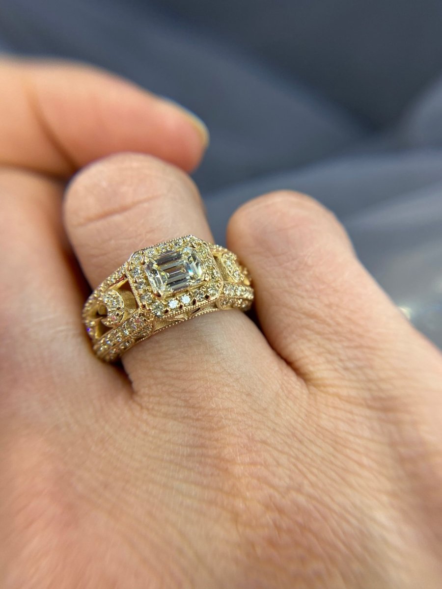 1.30-2.45 CT Round &amp; Emerald Cut Diamonds - Engagement Ring - Primestyle.com