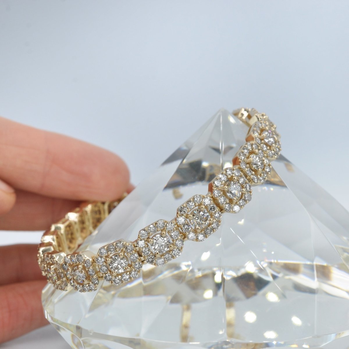 13.50-13.50 CT Round Cut Diamonds - Diamond Bracelet - Primestyle.com