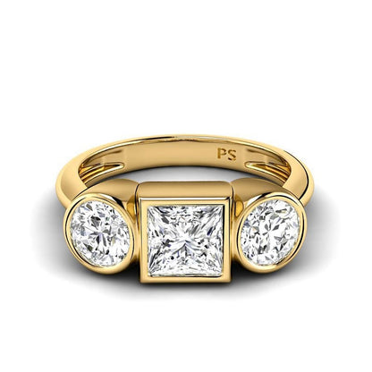 1.55-4.05 CT Round &amp; Princess Cut Lab Grown Diamonds - Three Stone Ring - Primestyle.com