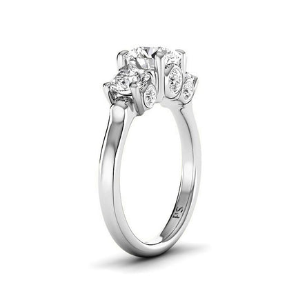 1.65-4.15 CT Round Cut Lab Grown Diamonds - Three Stone Ring - Primestyle.com