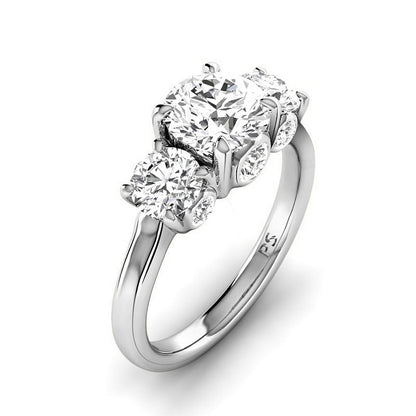1.65-4.15 CT Round Cut Lab Grown Diamonds - Three Stone Ring - Primestyle.com