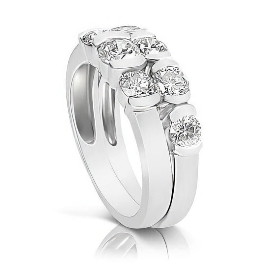 1.90-3.05 CT Round Cut Diamonds - Bridal Set