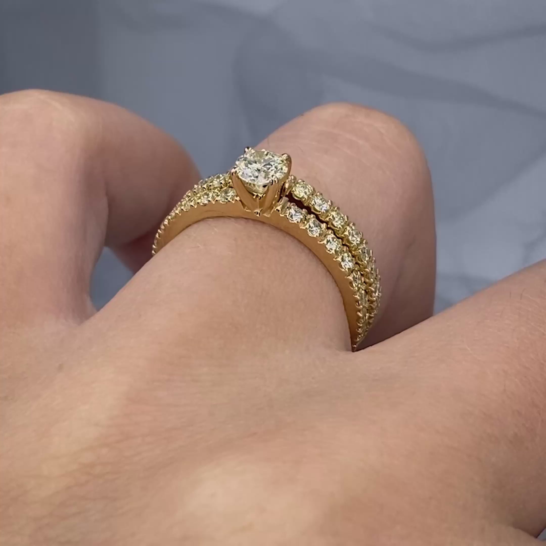 Exquisite 1.20CT Round Cut Diamond Bridal Set in 14KT Yellow Gold